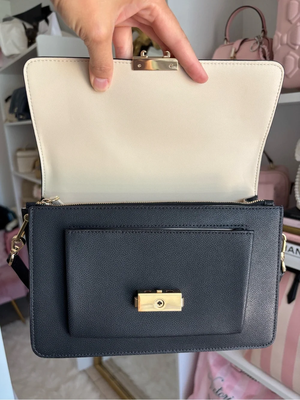 Kate spade voyage bag
